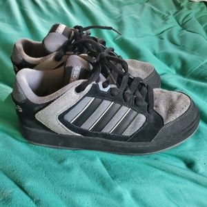 Adidas - Chualar Mens Shoes In Mediulead